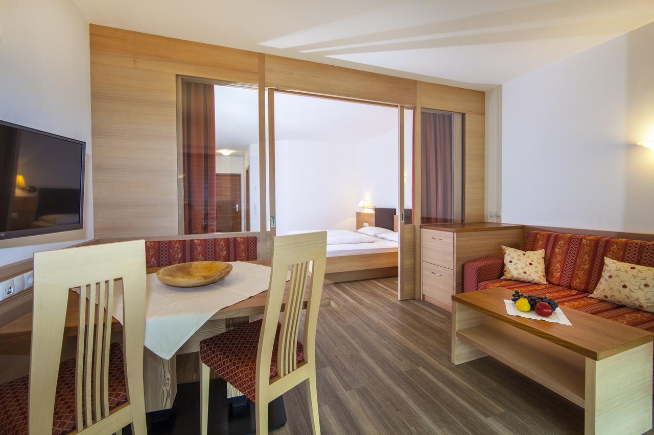 Das Mitterplarser Hotel Lagundo Bagian luar foto