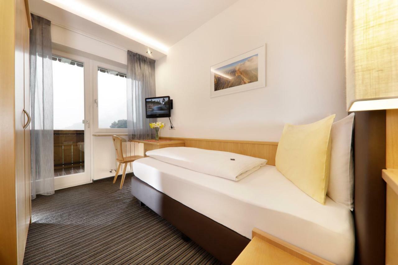 Das Mitterplarser Hotel Lagundo Bagian luar foto